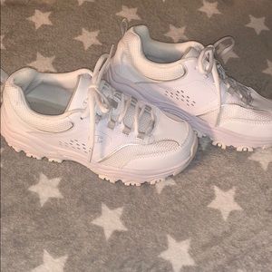 CHUNKY WHITE CHAMPION SHOES